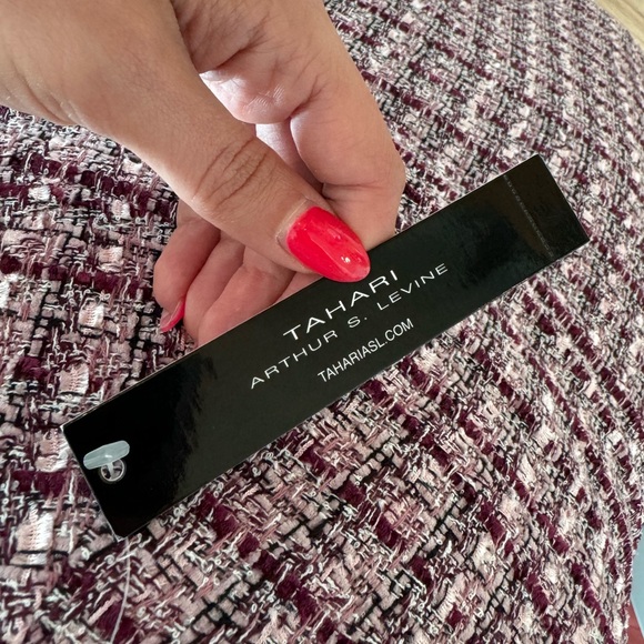 NWT Tahari Berry Tweed Pencil Skirt - Picture 2 of 5